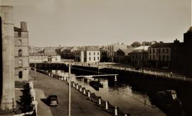 Parliament Bridge and Sullivan’s Quay, Cork