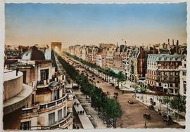 Paris Postcard / Avenue des Champs-Élysées