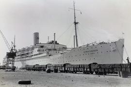SS 'Stratheden' at Cape Town