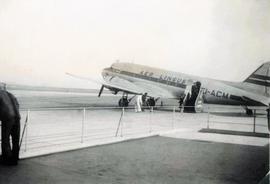 Aer-Lingus DC-3 at Shannon Airport