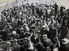 Boston Pilgrims Disembarking at Cobh, County Cork