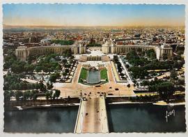 Paris Postcard / Palais de Chaillot