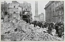 Irish rebellion May 1916 / Henry Street, Dublin, after the shelling of the rebels