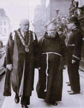Fr. Senan Moynihan with Peadar Seán Doyle, Lord Mayor of Dublin