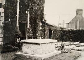 Grave of Francis Sylvester Mahony (‘Father Prout’)