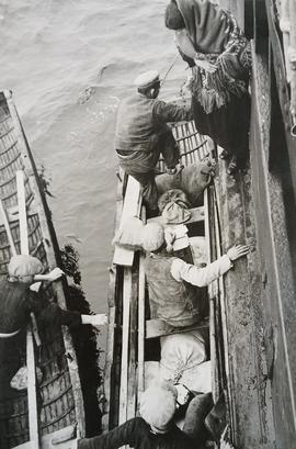 Currachs, Aran Islands