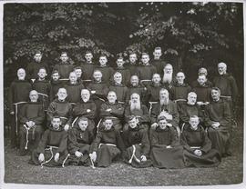 Minister General with Irish Capuchin friars