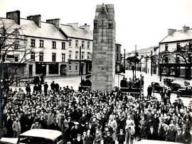 The unveiling of the Four Masters monument in Donegal Town